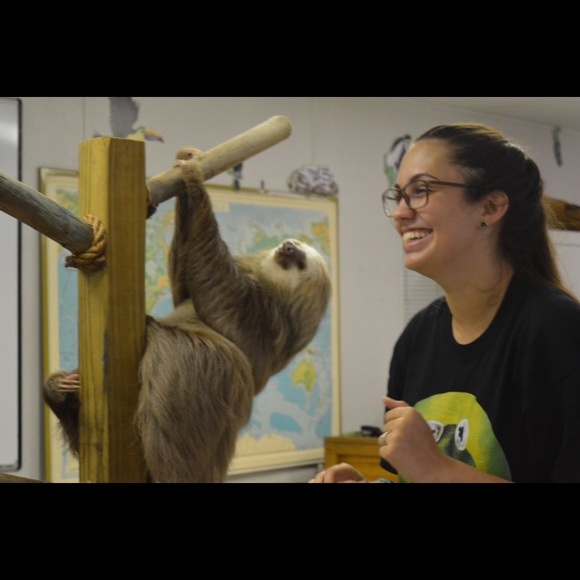 Meet your Posher, Maegan - Picture 6 of 6